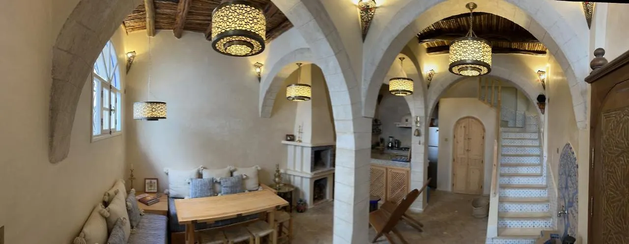 Beau Riad En Medina, Lumineux Et Avec Terrasse Privee Sur Mer Essaouira