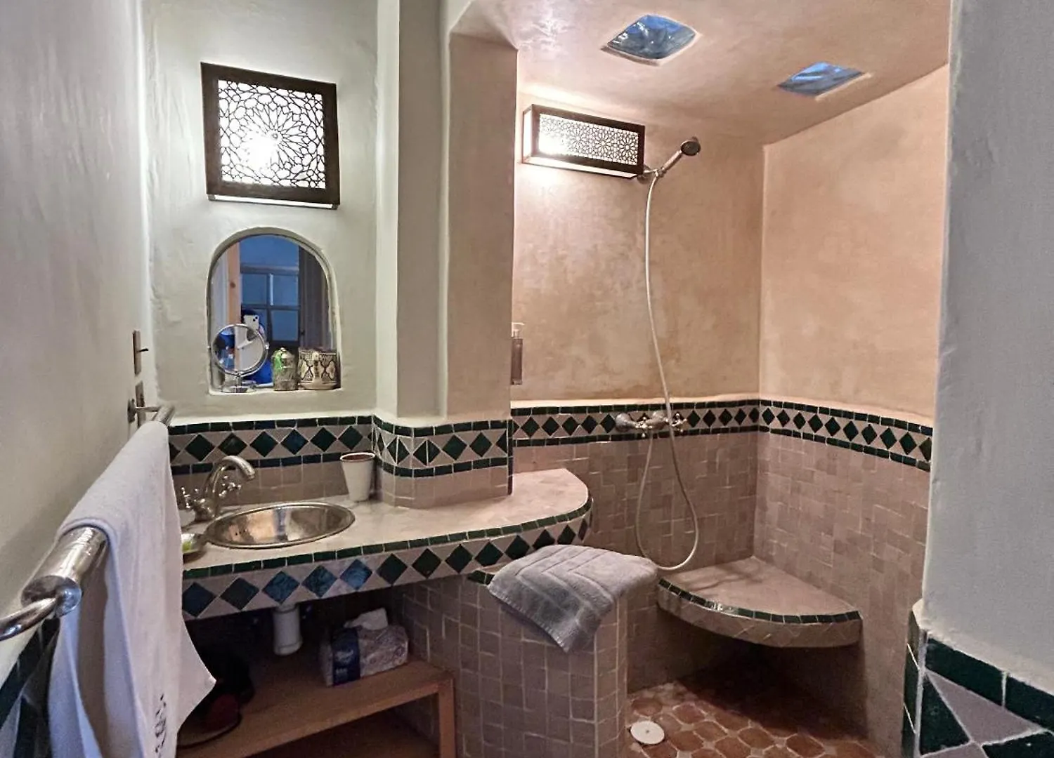 Beau Riad En Medina, Lumineux Et Avec Terrasse Privee Sur Mer Essaouira 0*,  Morocco
