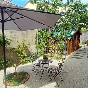 Les Myosotis Cavaillon/petit Luberon , Cavaillon France